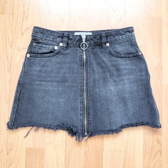 We The Free Free People Mini Skirt Women's Full Zip Fray Hem Boho Grunge 25 - Picture 1 of 4